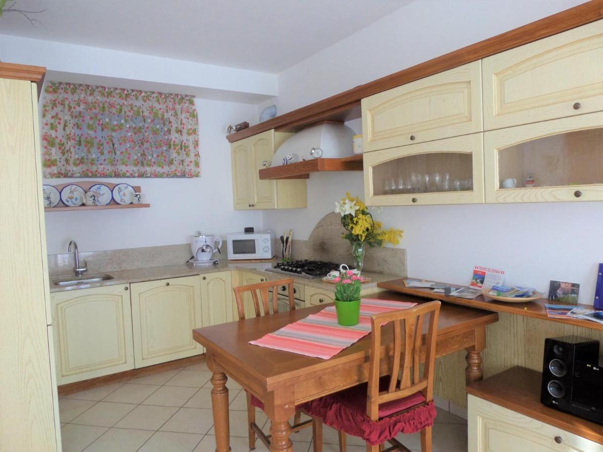Nido Di Mariangela See-Ferienwohnung Bellano Exterior photo